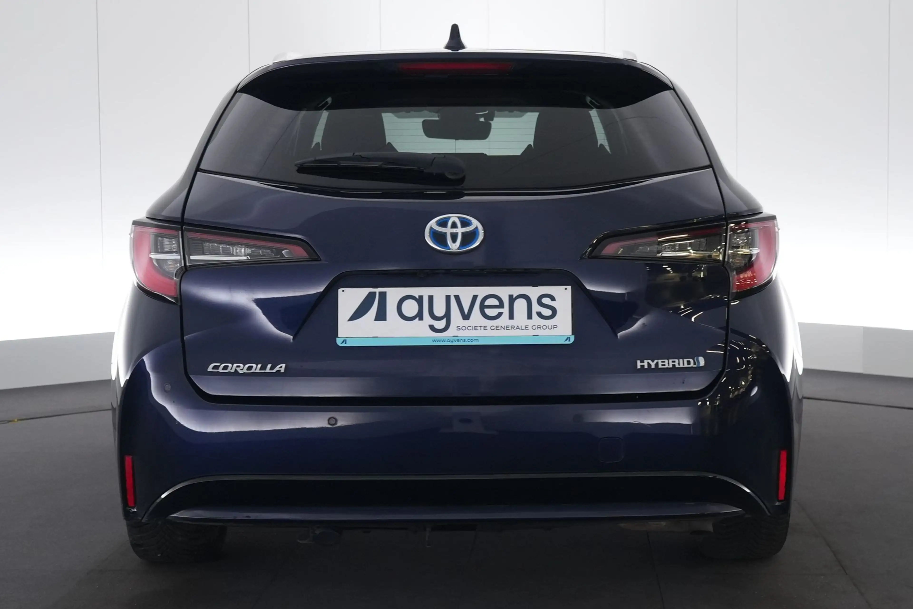 Toyota Corolla Touring Sports 1.8 HEV Premium E-CVT LEDER/STOF LE — photo 8