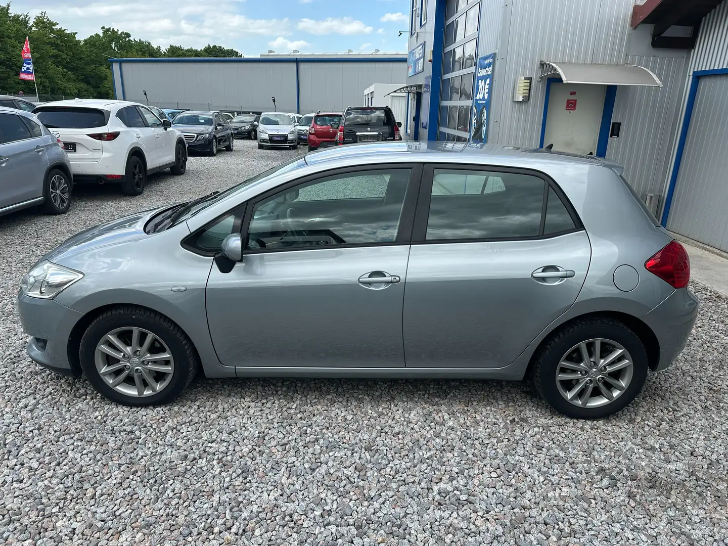 Toyota Auris Team 2.0 D KLIMA PDC Plateado - 2