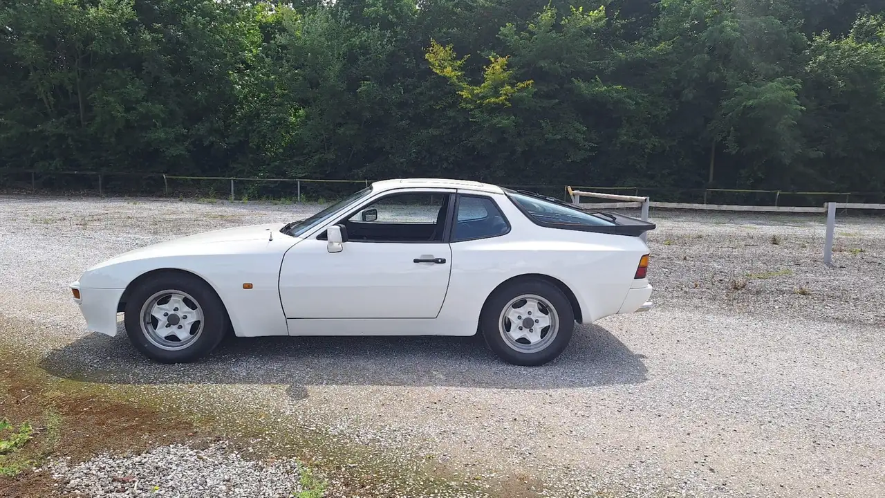 Porsche 944 II, foto 2
