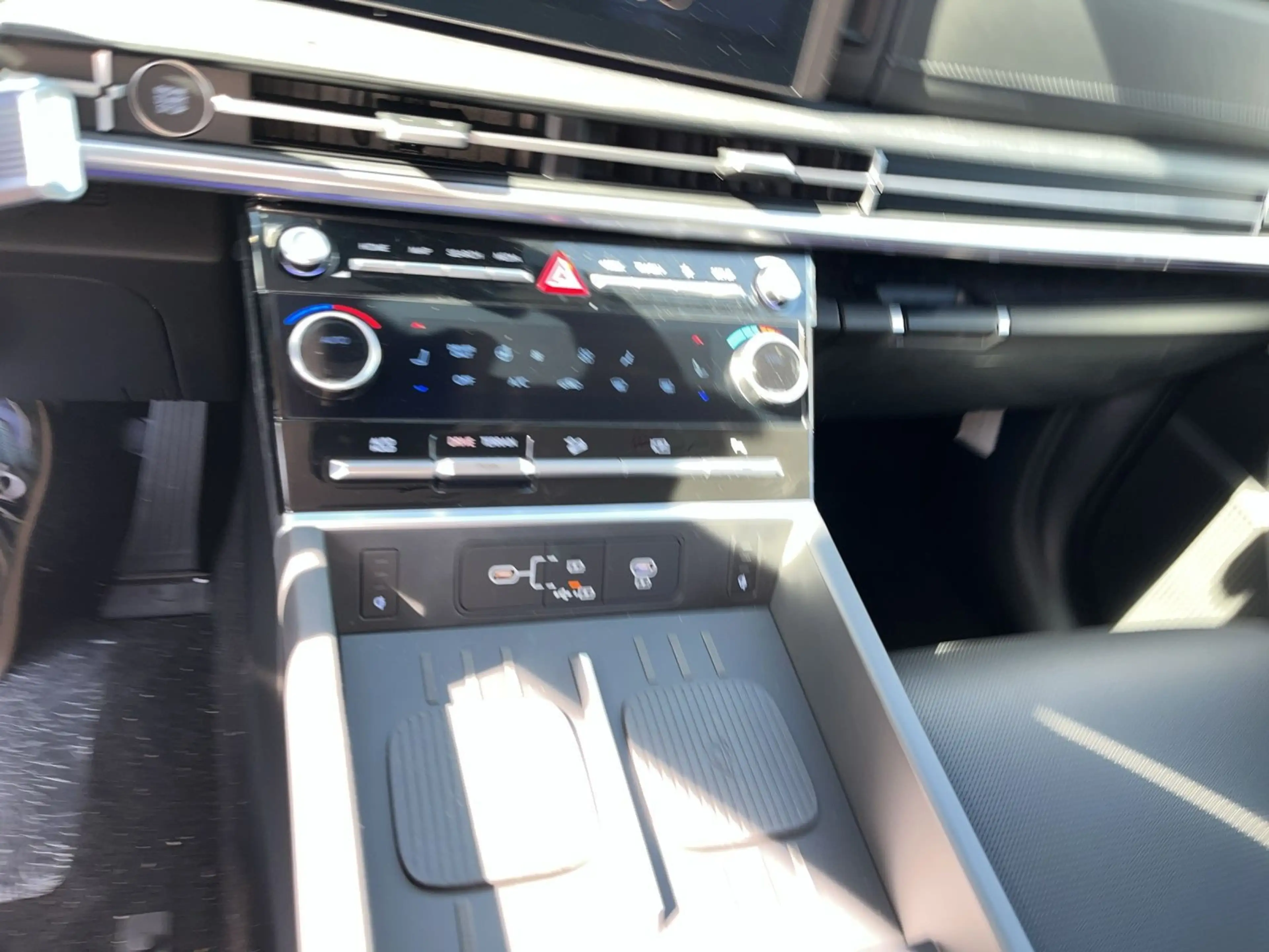 Hyundai SANTA FE HEV 5-Sitzer Intro — photo 13