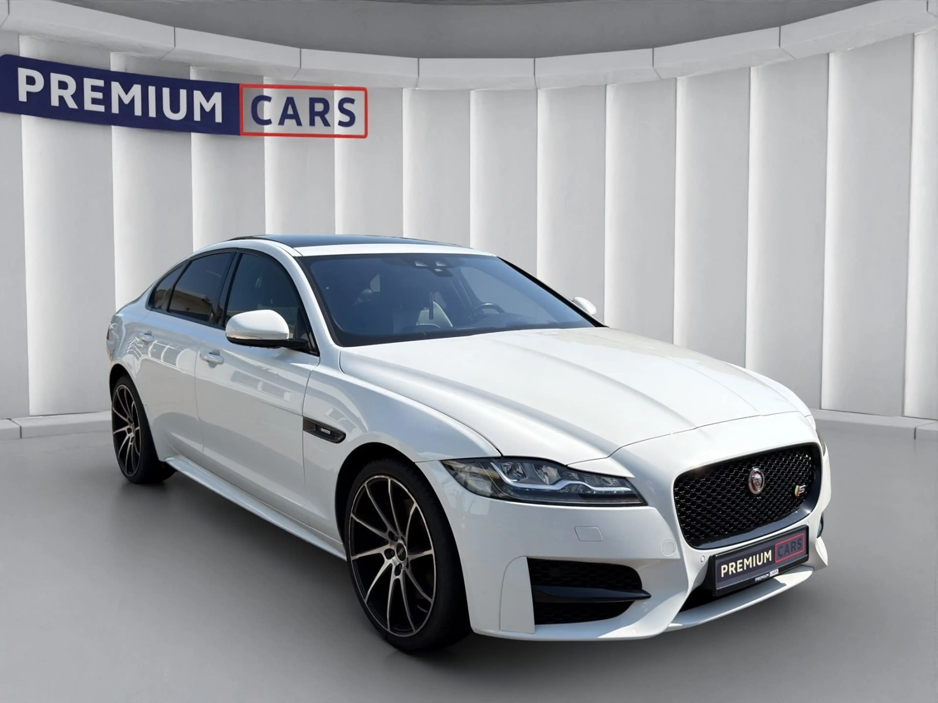 Jaguar XF Lim. R-Sport *Finanzierung*Garantie* — photo 7