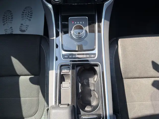 Jaguar XF view 15