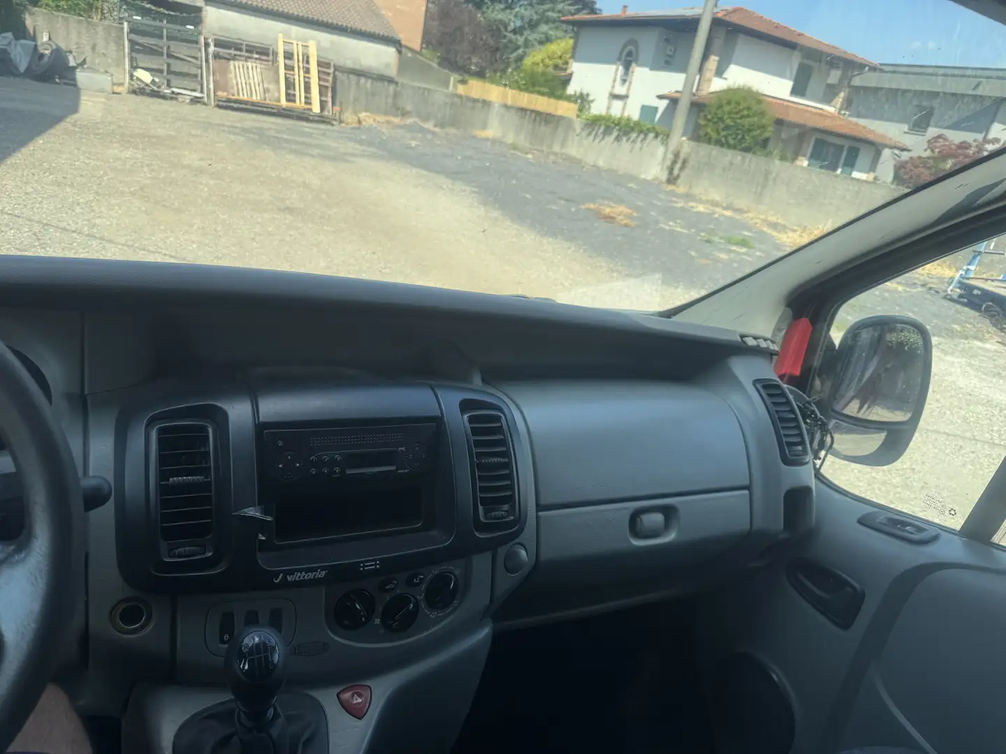 Renault Trafic - 2