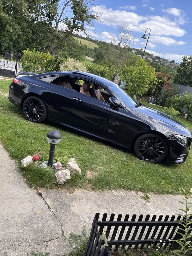 Mercedes-Benz E 220 d Coupe 9G-TRONIC AMG Line - 2