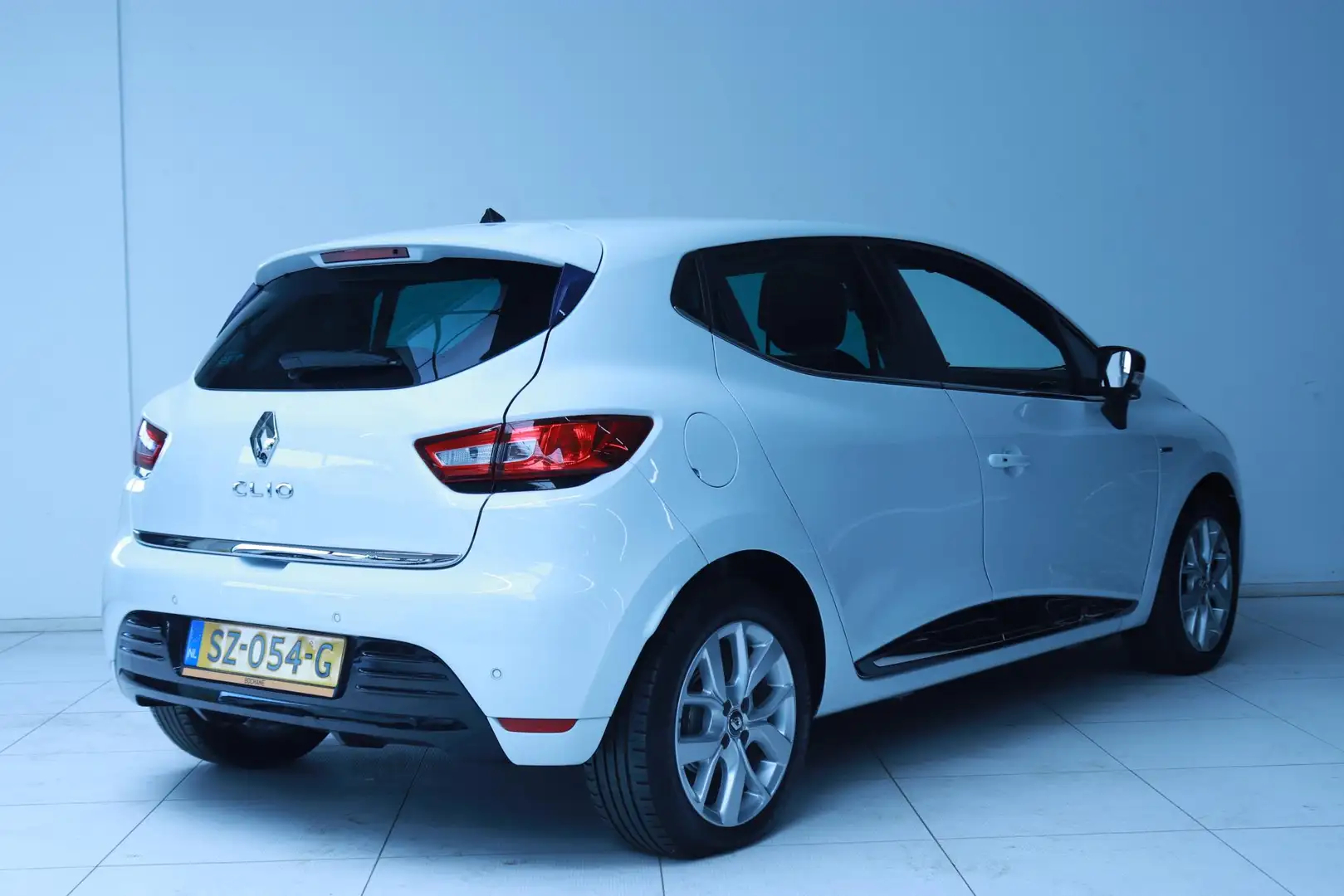 Renault Clio 0.9 TCe Limited Airco/Keyless-Entry/PDC Weiß - 2