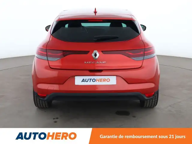 Renault Megane view 5