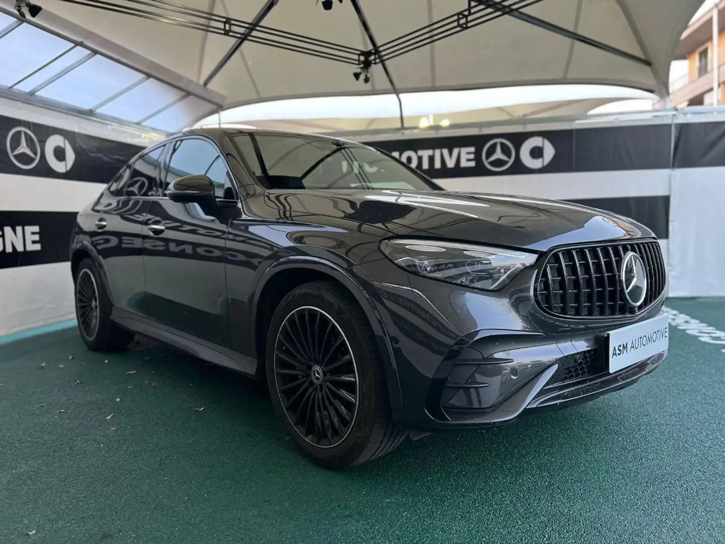 Mercedes-Benz GLC 300 d 4Matic Mild hybrid Coupé AMG Line Premium Plus Gris - 1