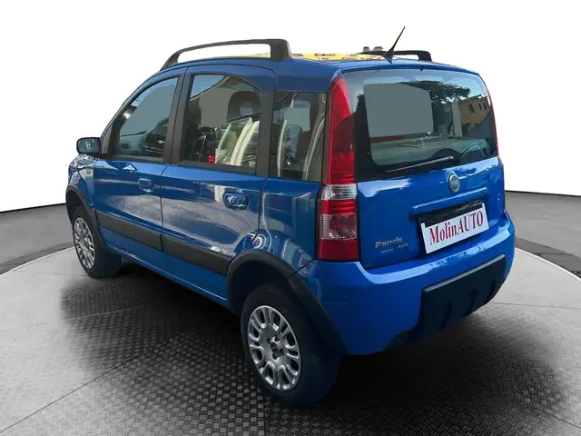 Fiat Panda view 3