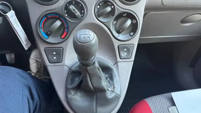 Fiat Panda view 13