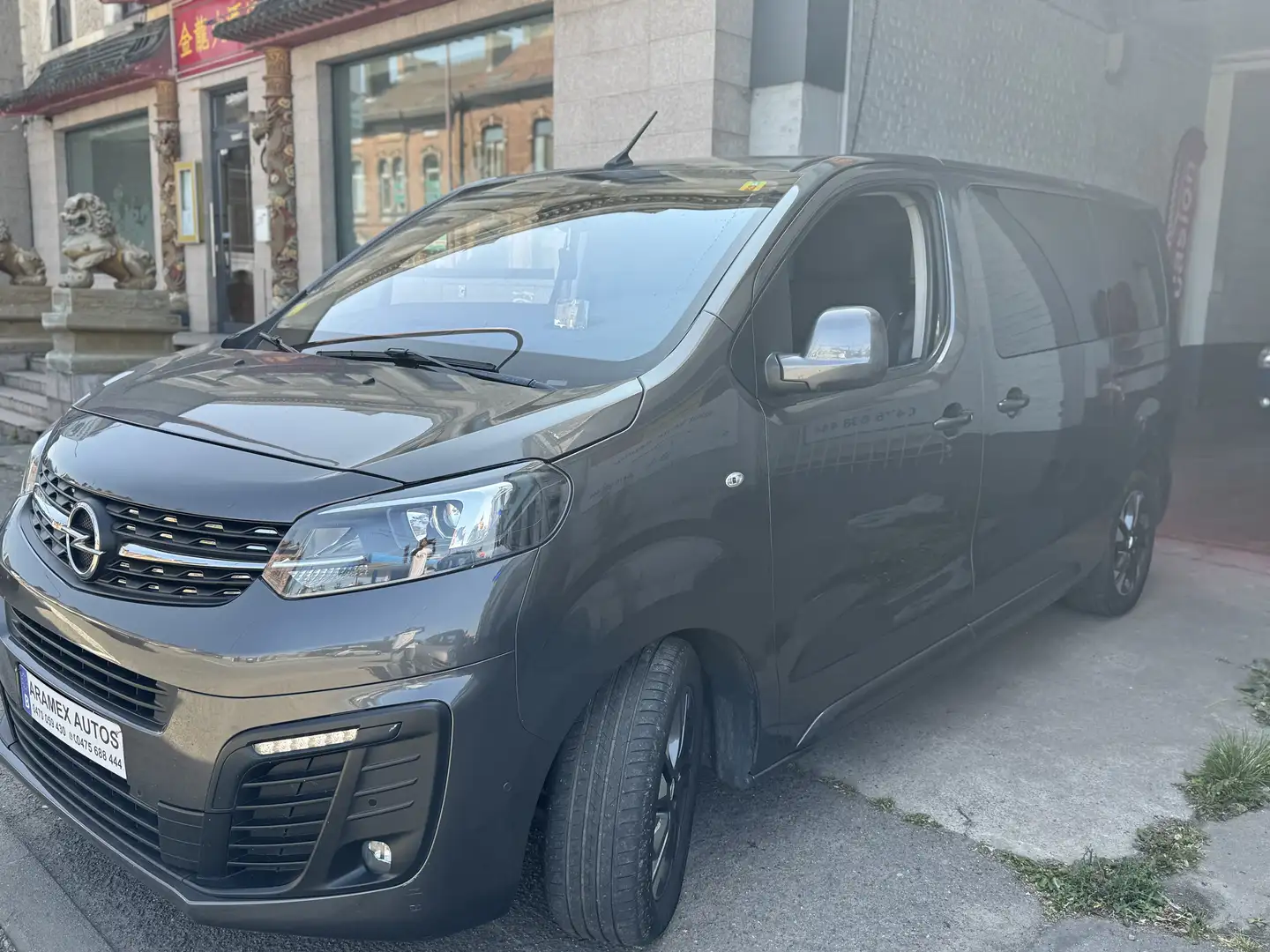 Opel Zafira Life 1.5 Turbo D Bluein. Business Edition (EU6.3) L2 H1 Gris - 2