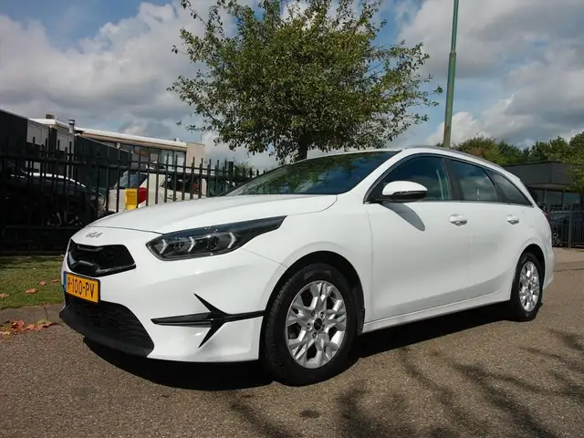 Kia Ceed SW / cee'd SW 1.0 T-GDi 120pk DynamicLine Multi Media