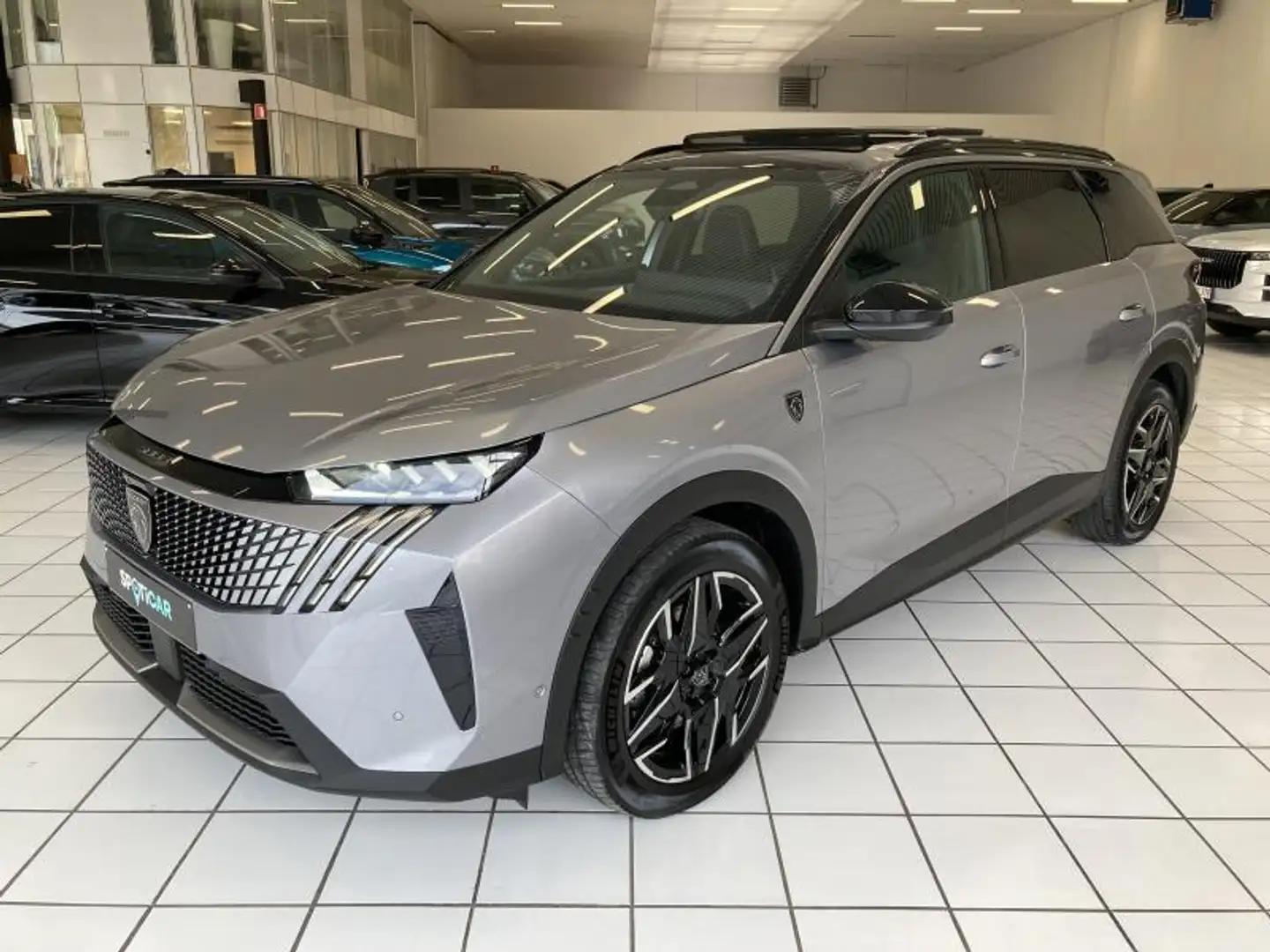 Peugeot 5008 GT - Mild Hybrid Gris - 1