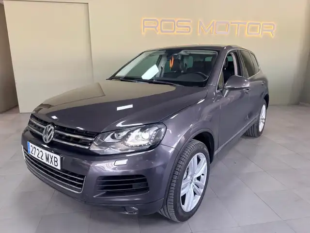 Volkswagen Touareg 3.0TDI V6 BMT Premium 240 Tiptronic