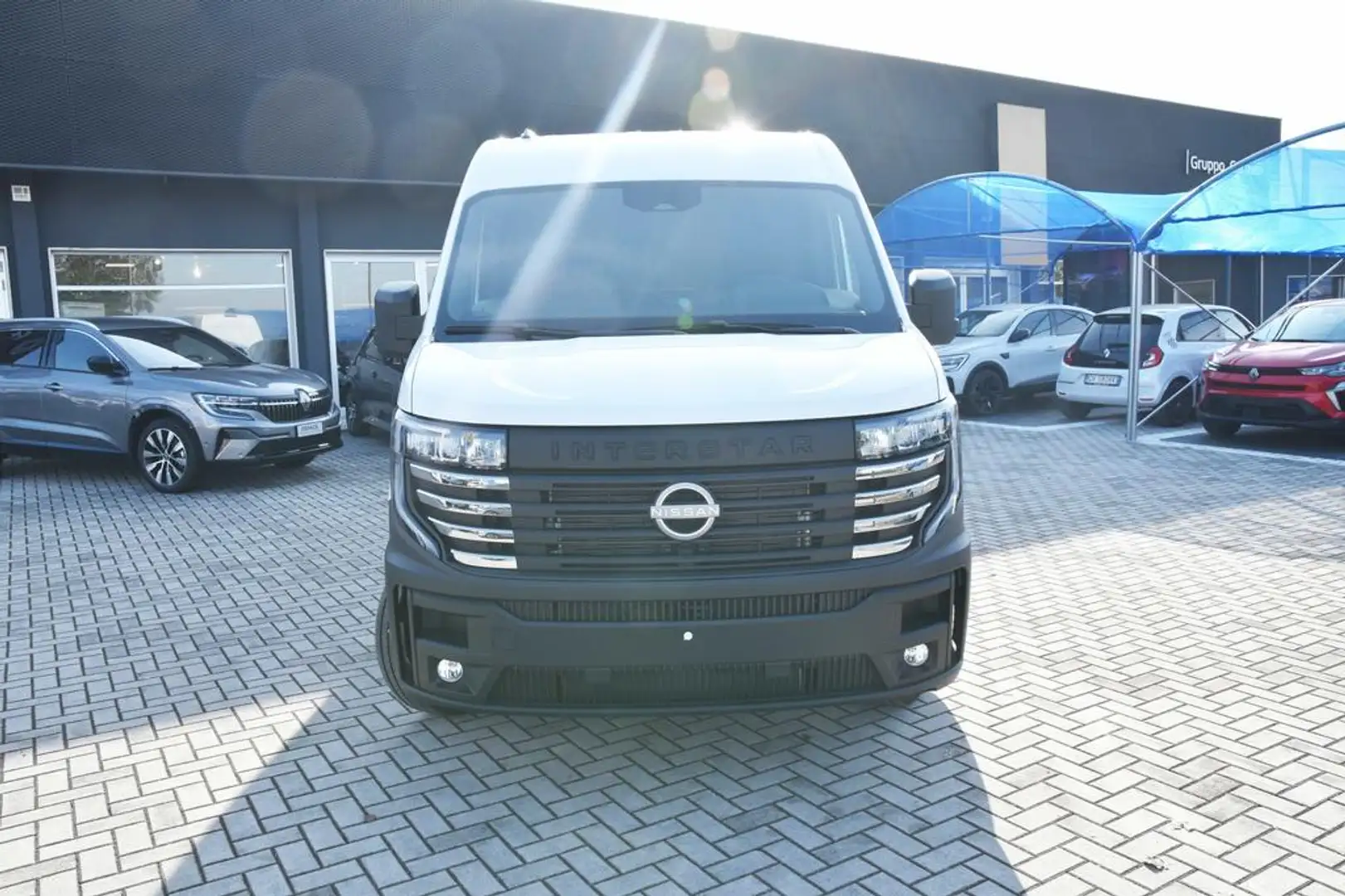 Nissan Interstar fwd 35 2.0 dci 130cv L2H2 N Connecta - AUTOCARRO Bianco - 2