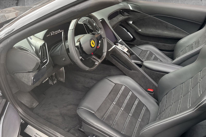 Ferrari Roma Spider*Full Carbon*Painted Shields*Daytona — photo 15