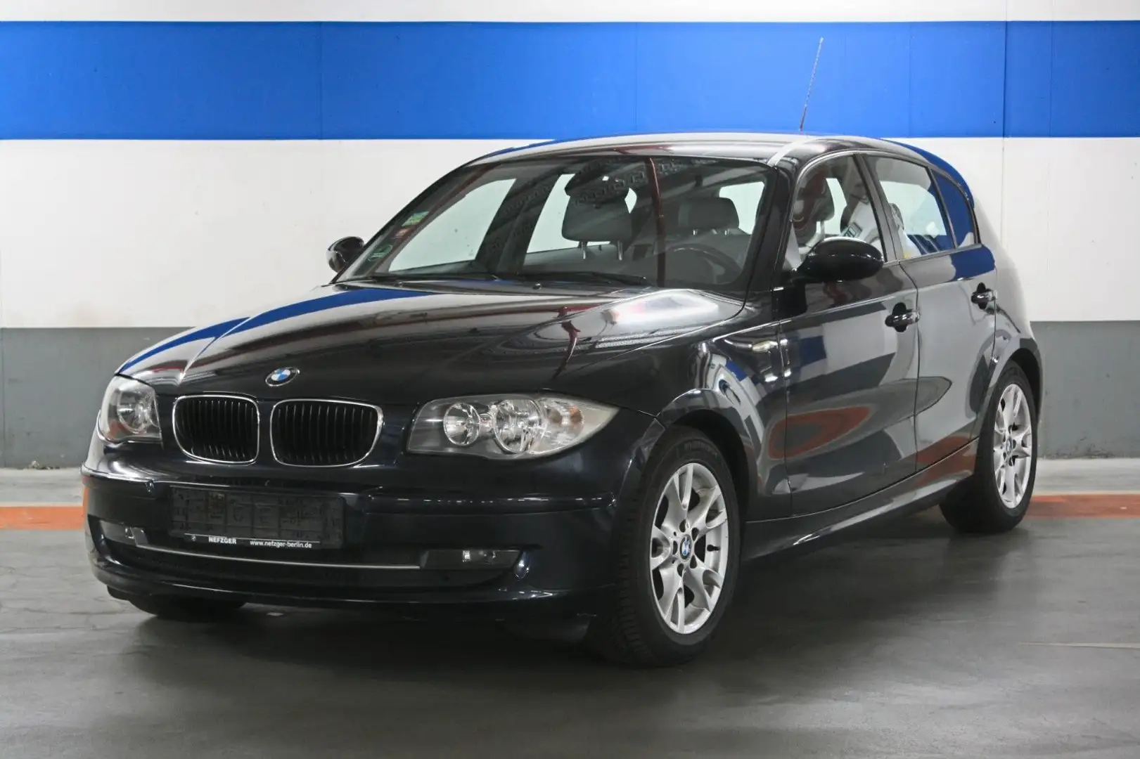BMW 118 i Automatik LEDER NAVI Blau - 1