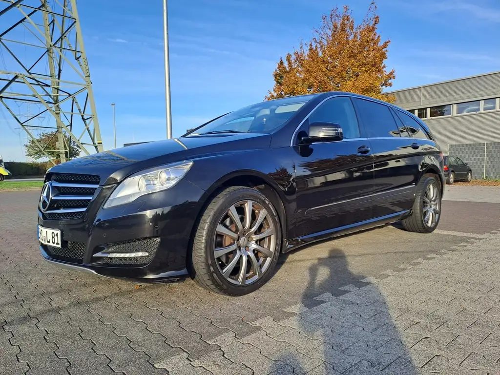 Mercedes-Benz R 350 2011 из Европы — купить под ключ