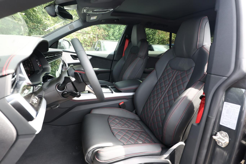 Audi Q8 S line 2xS LederAmatur 22Z Laser Pano HUD Klim4... — photo 6