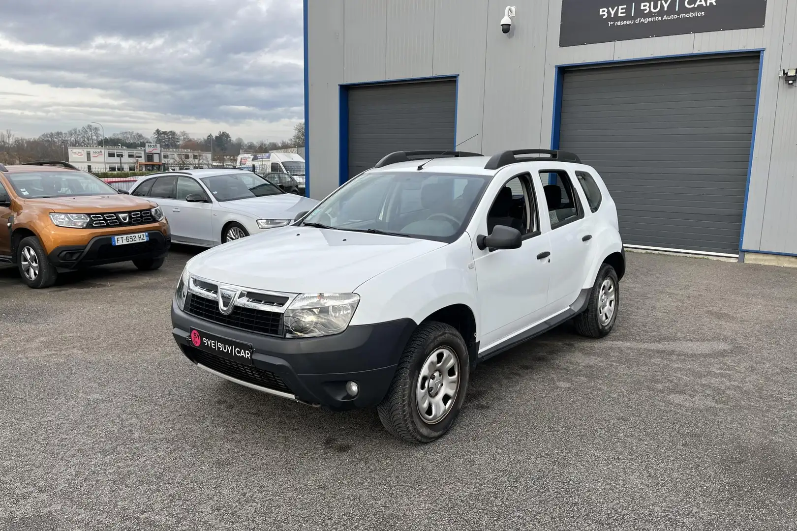 Dacia Duster 1.5 dCi 110CH 4x4  Ambiance Plus GTIE 12M Blanc - 1