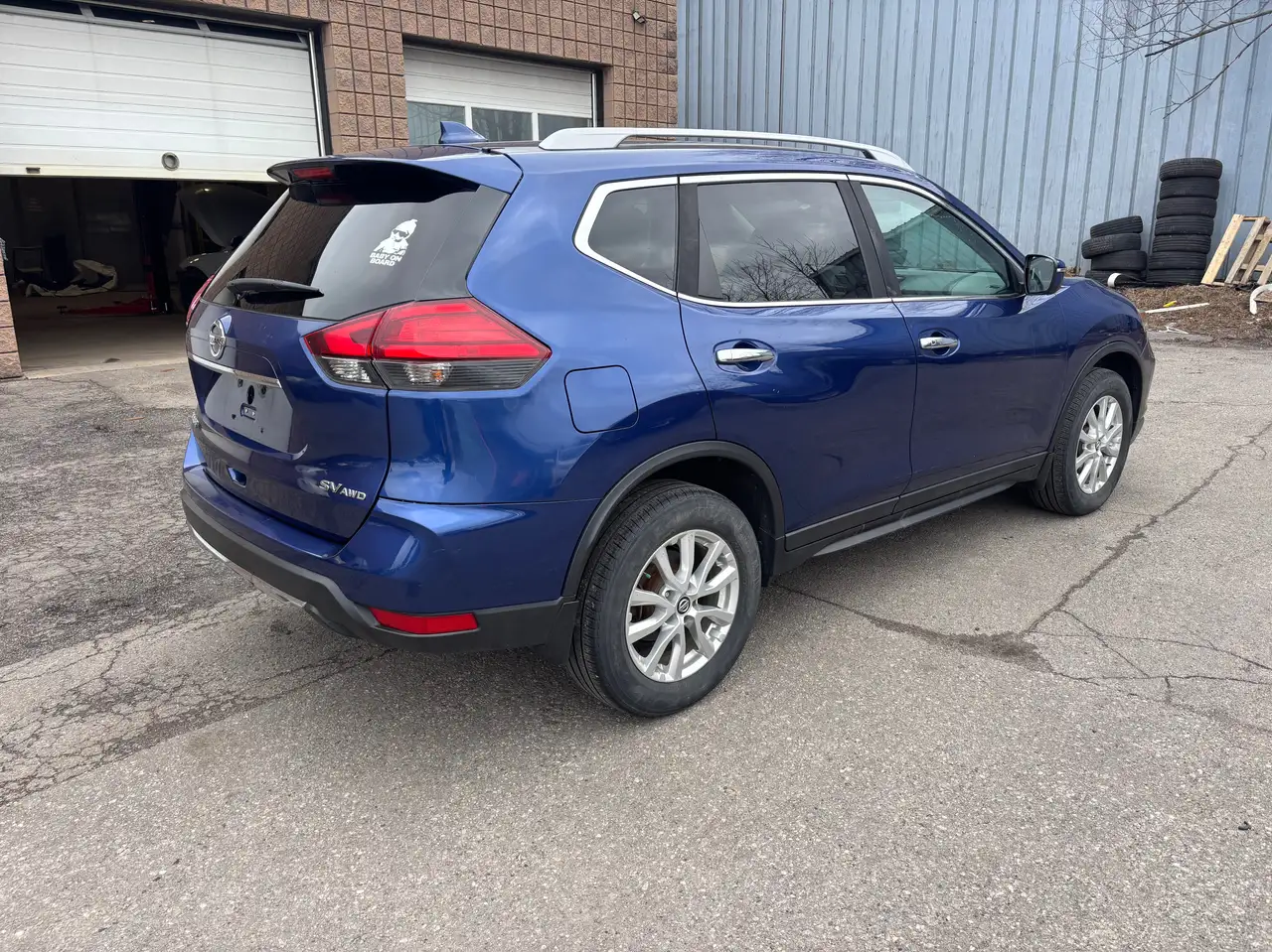 Nissan Rogue снимка Nissan Rogue