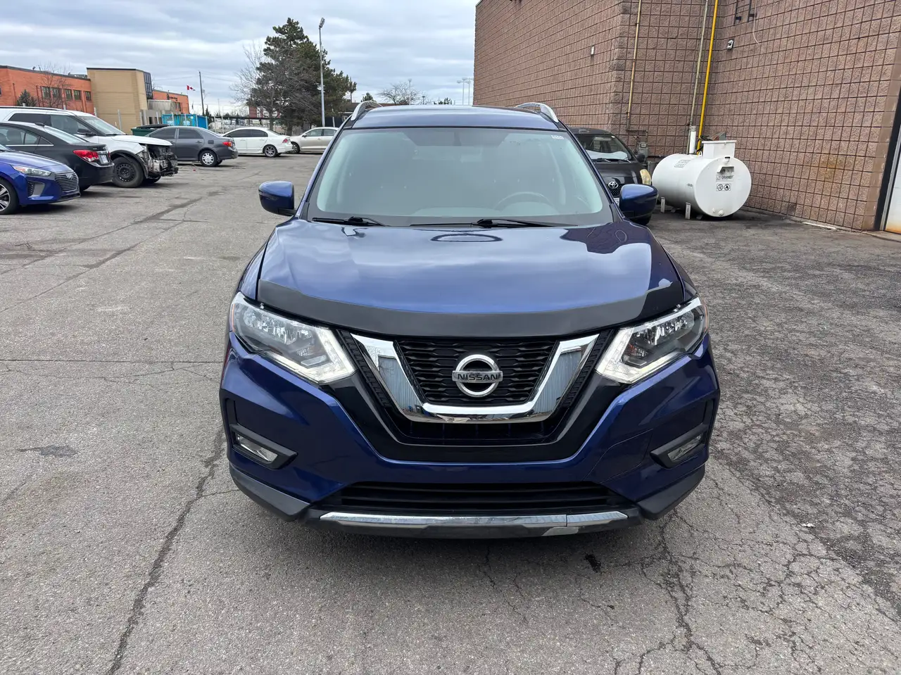 Nissan Rogue снимка Nissan Rogue