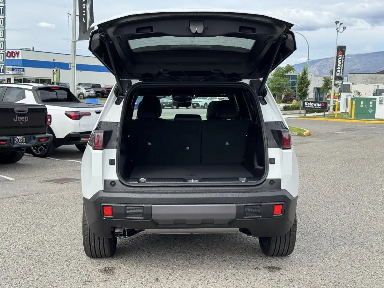 Jeep Cherokee photo Jeep Cherokee