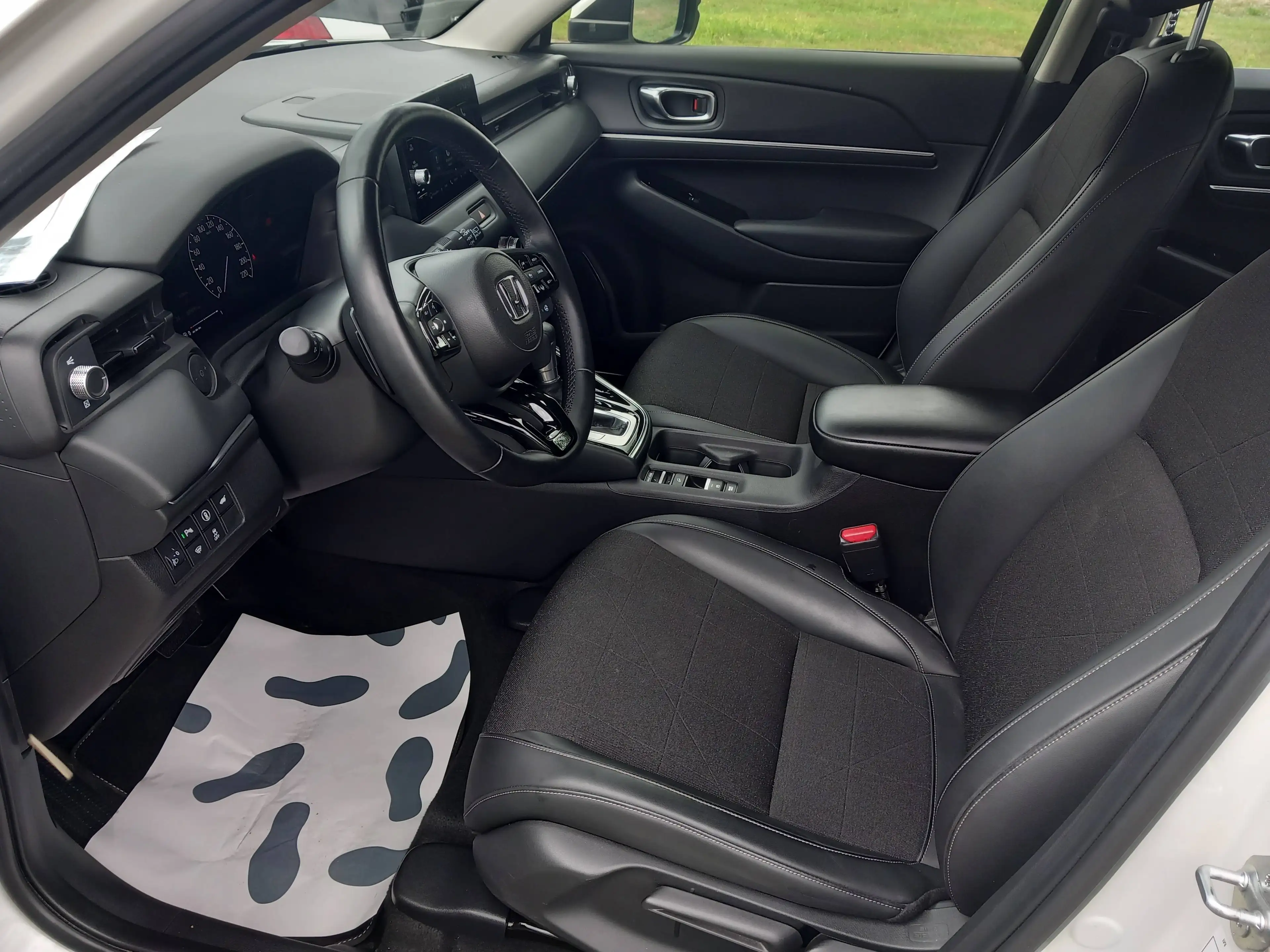 Honda HR-V 1,5 i-MMD Hybrid Advance — photo 7