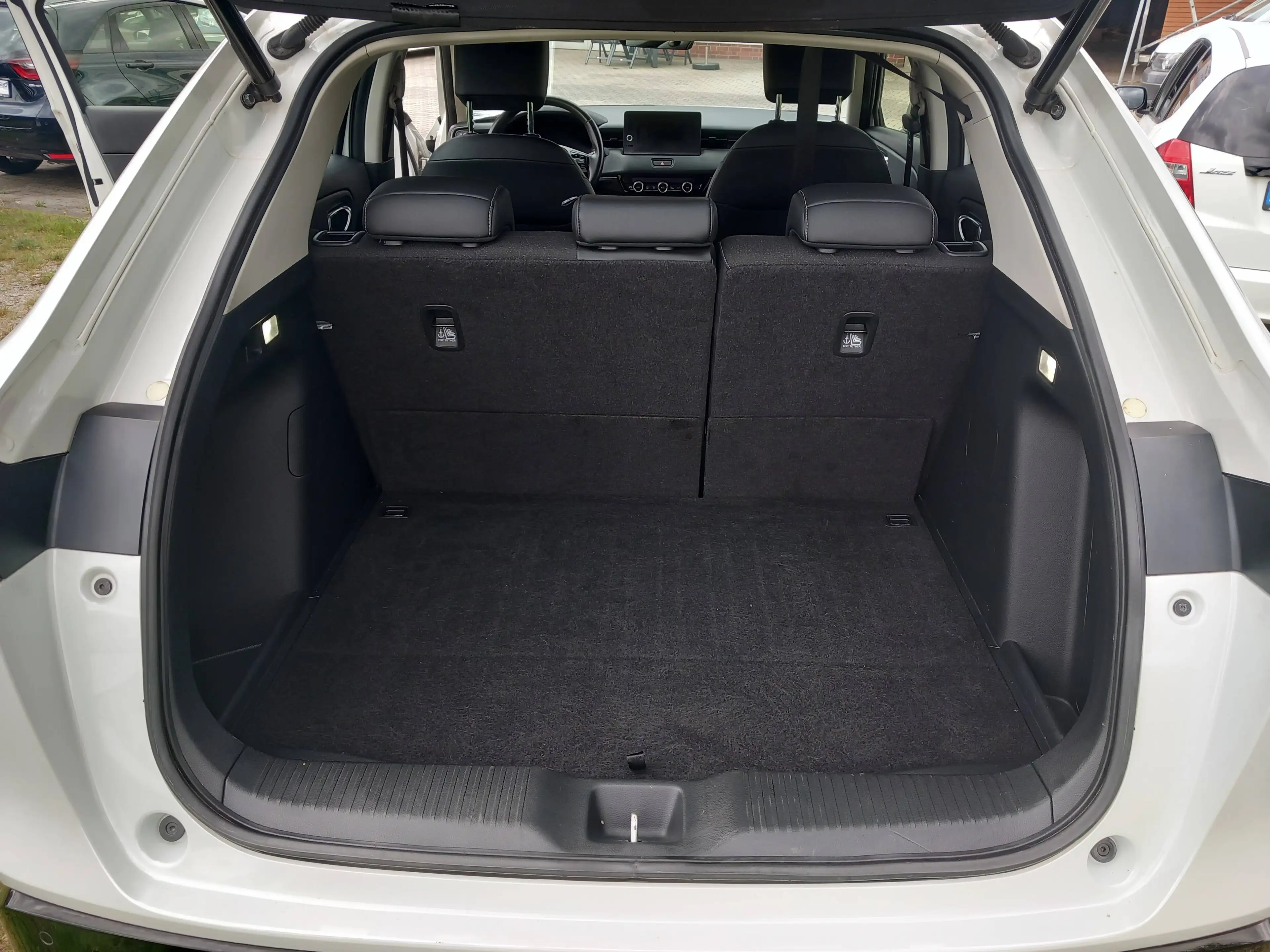 Honda HR-V 1,5 i-MMD Hybrid Advance — photo 13