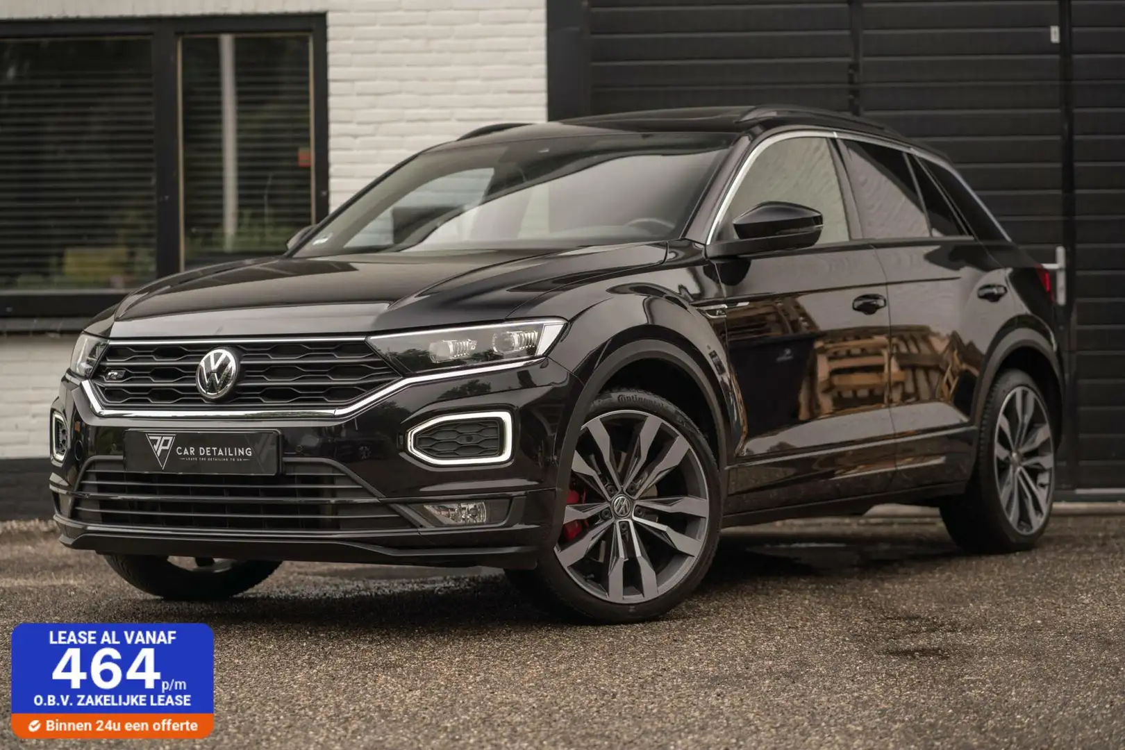 Volkswagen T-Roc 2.0 TSI R-Line 4Motion Pano Camera Beats Zwart - 1