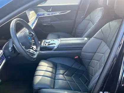 Annonce voiture d'occasion BMW i7 - CARADIZE