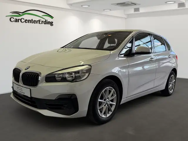 BMW 218 218i ActiveTourer*Navi*ParkA.*Tempo.*PDC*SHZ*