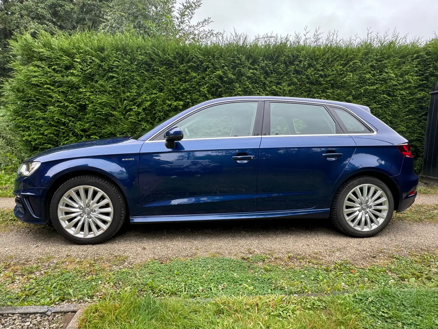 Audi A3 Sportback 1.4 TFSI e-tron+++Hybrid/Plug-In+++ Modrá - 2