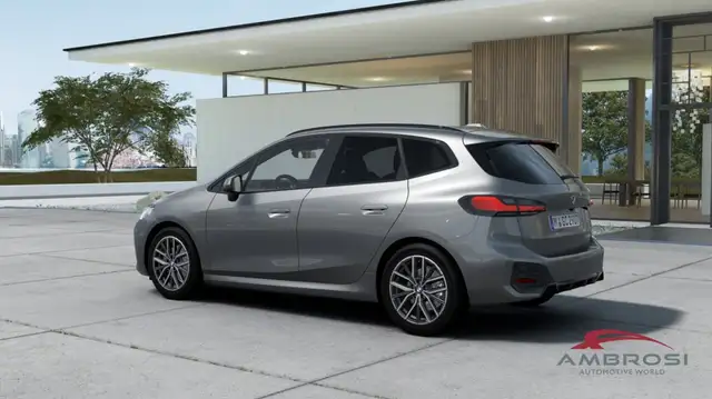BMW 2 Series view 2