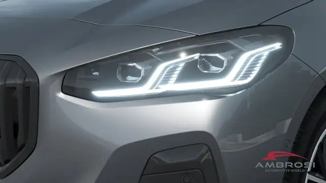 BMW 2 Series view 6
