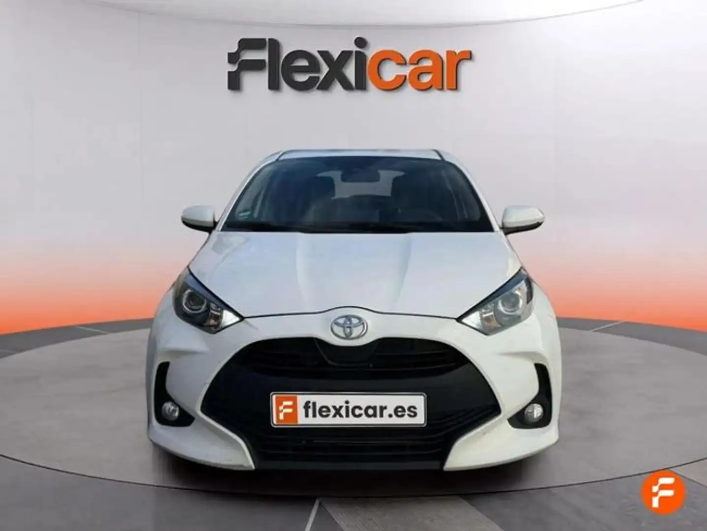 Toyota Yaris 1.0 72cv CONFORT - 5P (2023) Blanco - 2