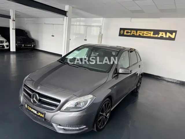 Mercedes-Benz B-Class view 4