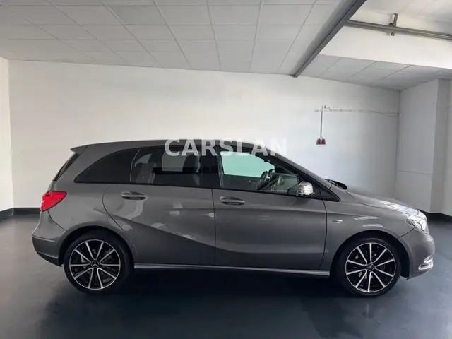 Mercedes-Benz B-Class view 8