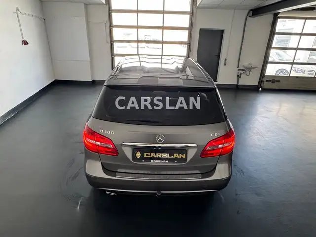 Mercedes-Benz B-Class view 14