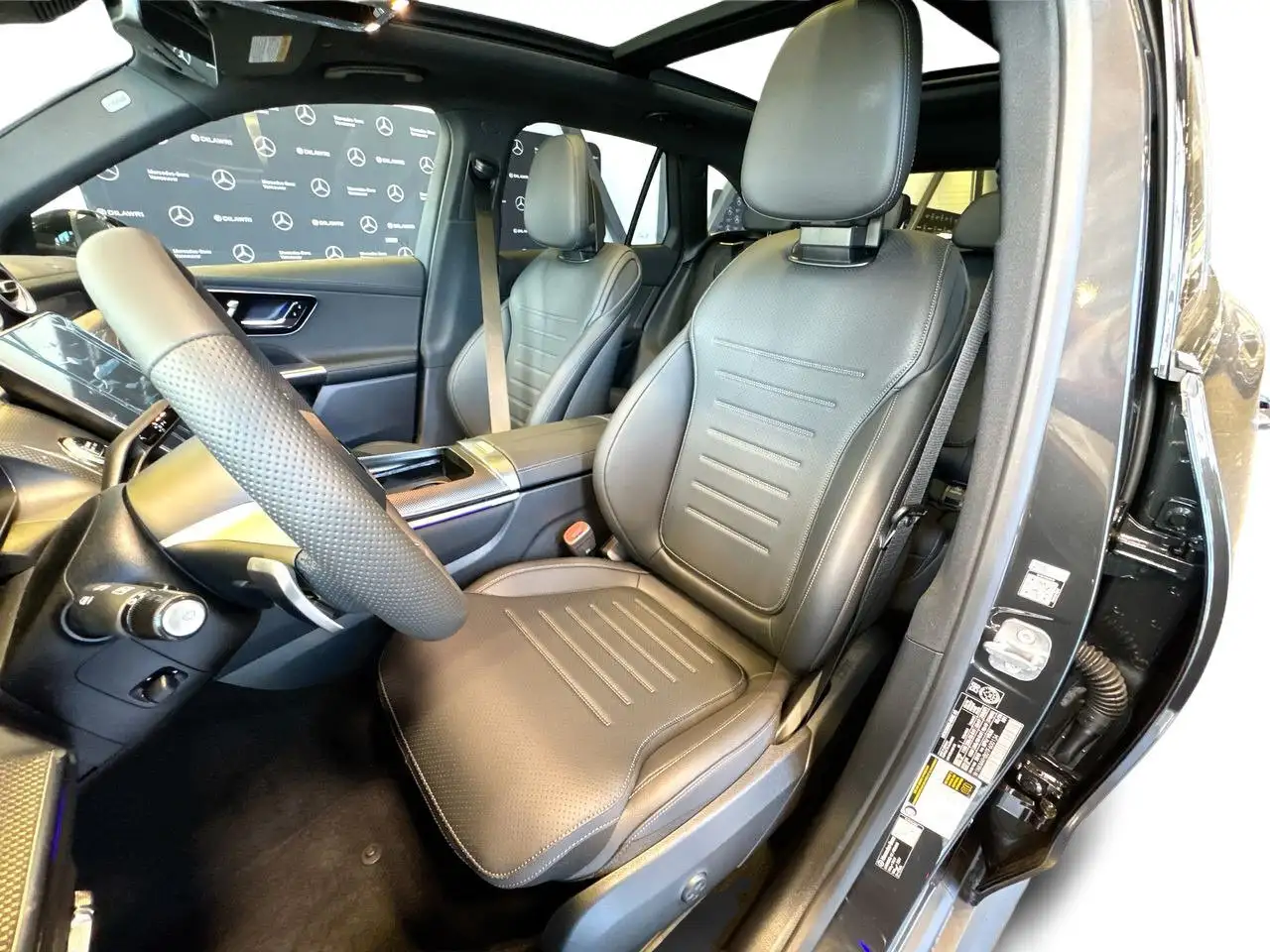 Mercedes-Benz GLC photo Mercedes-Benz GLC