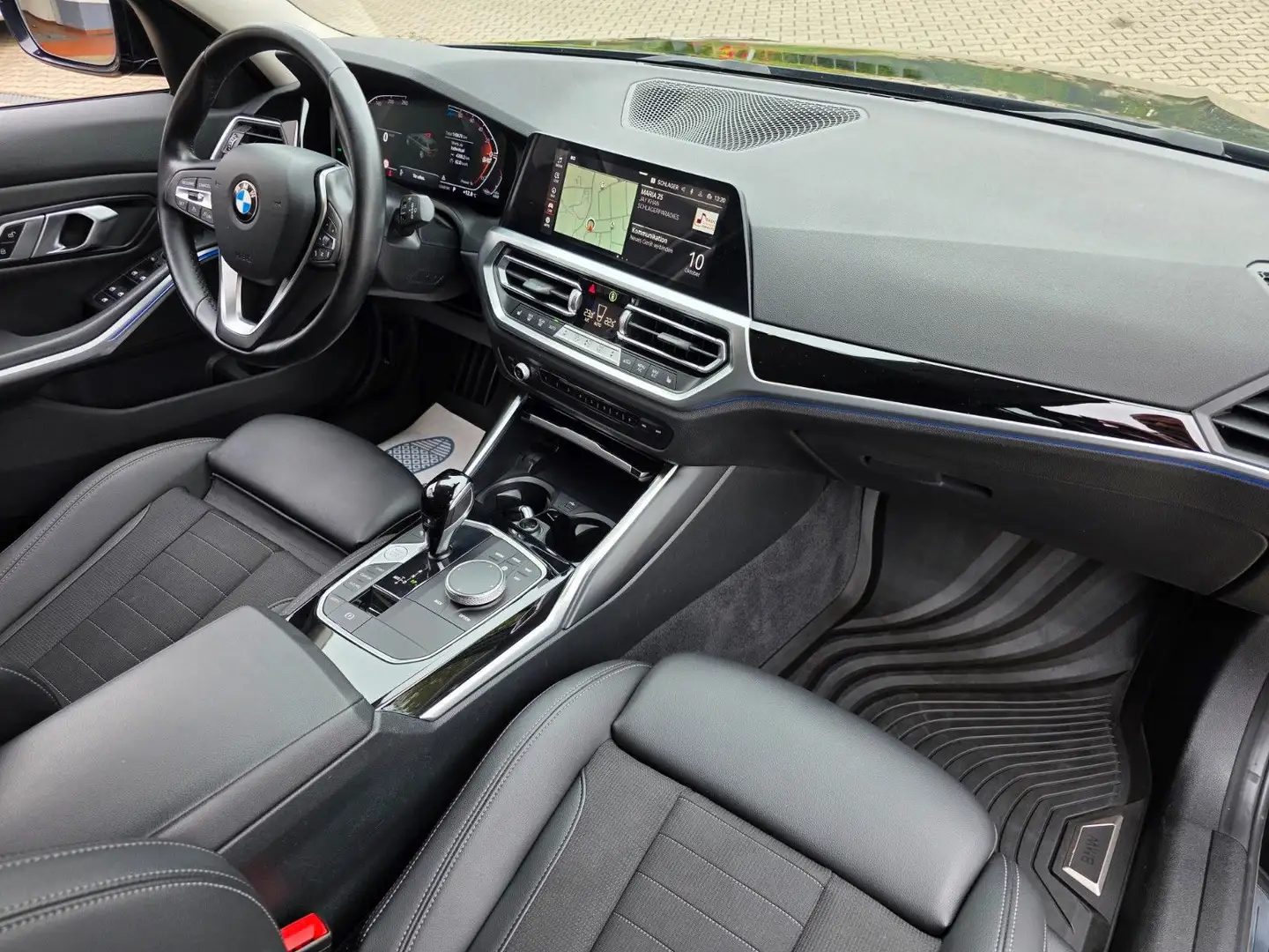 BMW 320 d Sport Line Automatik/Leder/EU6 Noir - 2