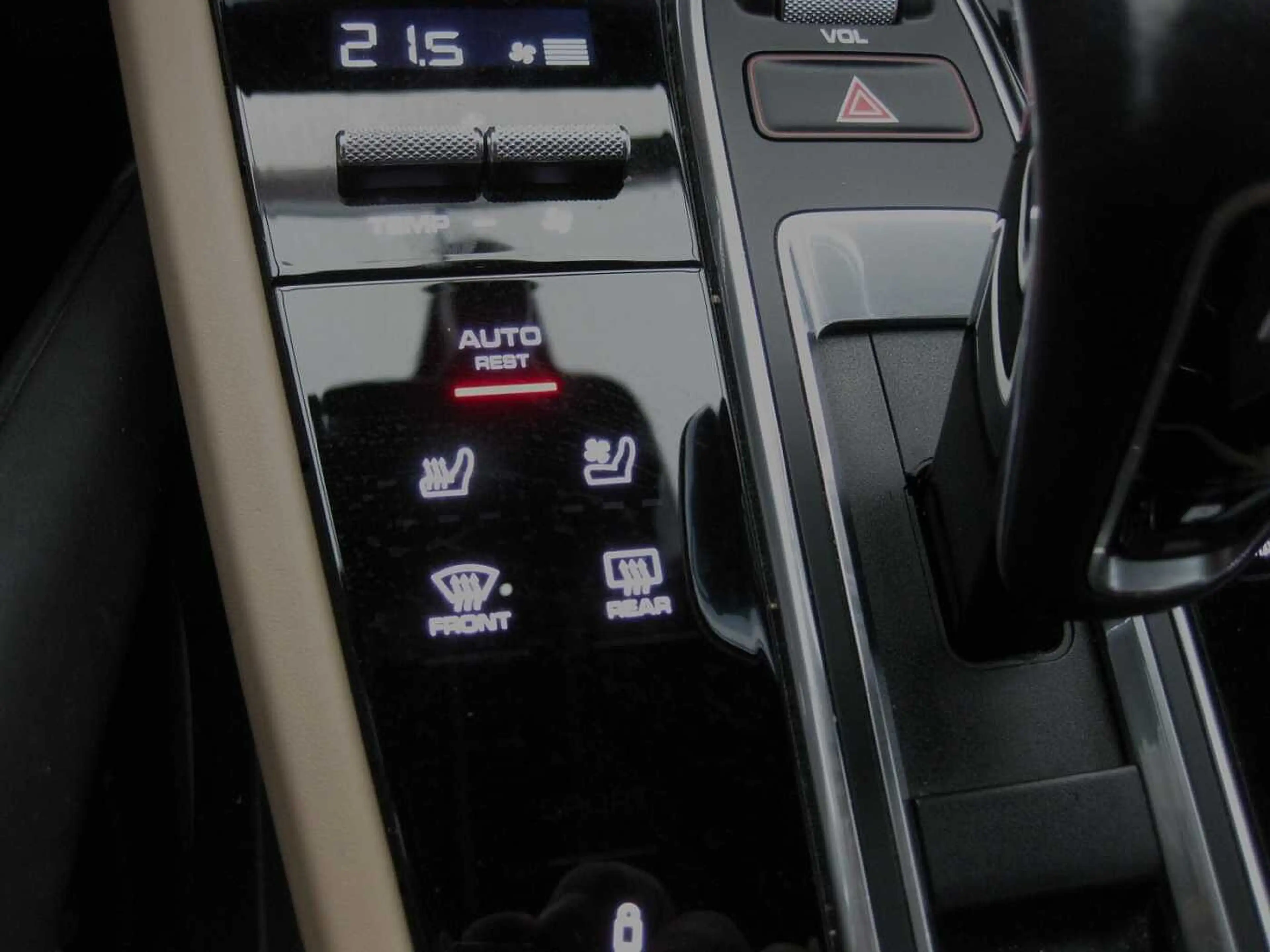 Porsche Cayenne E-Hybrid Po.Approved7-27dt.Fzg.1.HD Top Ausst. — photo 4