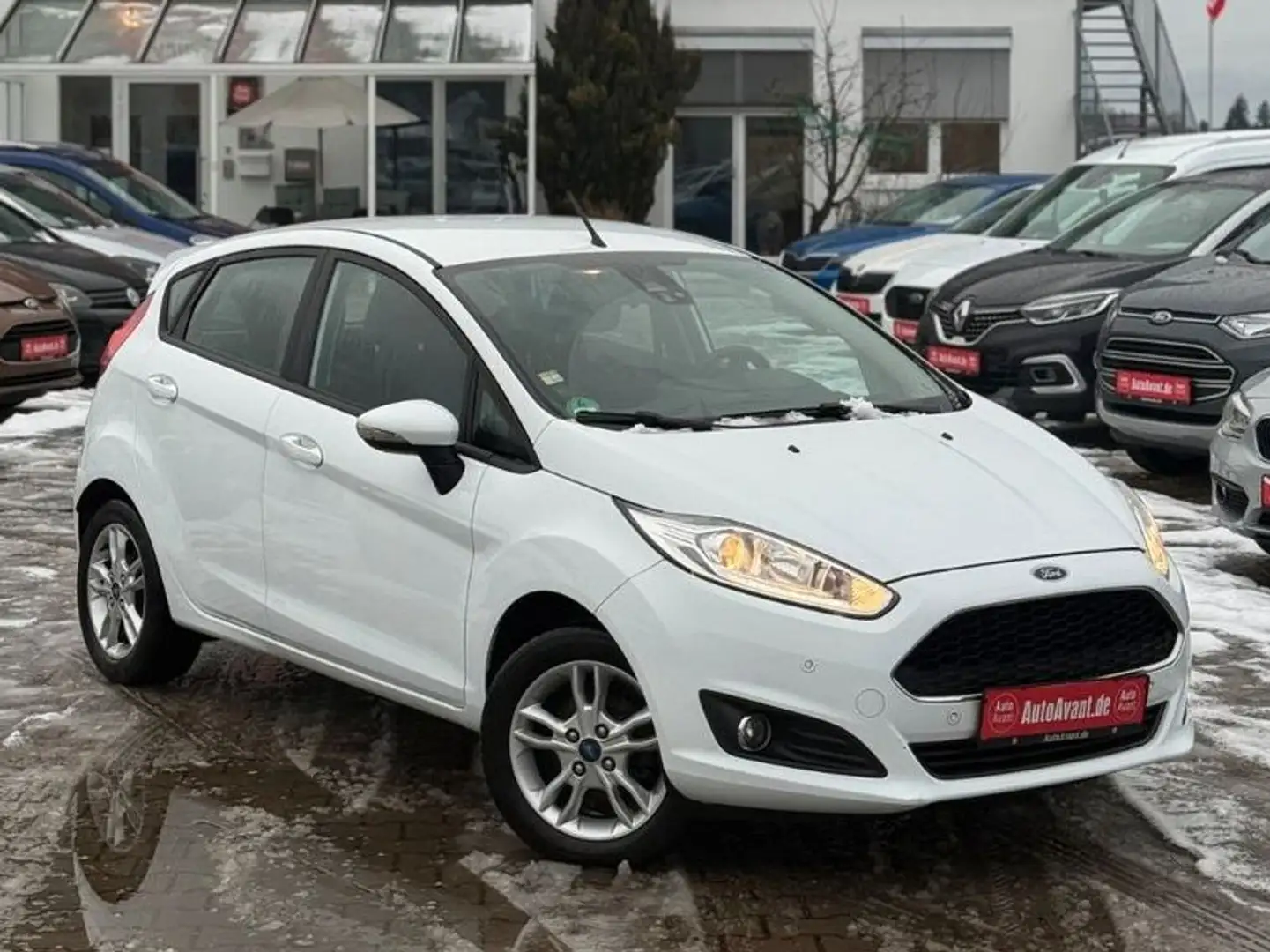 Ford Fiesta 1.0 Celebration*8-FACH*SHZ*PDC*NAVI*BCM* Blanc - 1