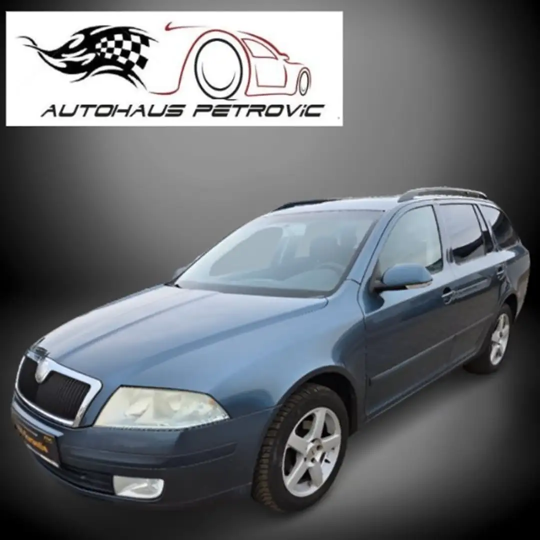 Skoda Octavia Grau - 1