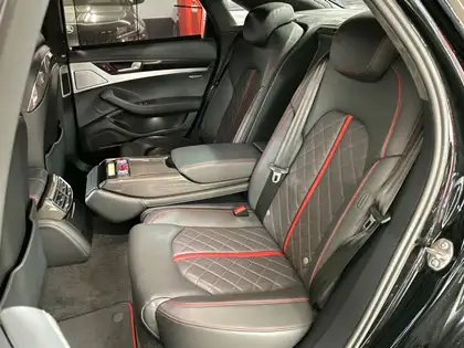 Annonce voiture d'occasion Audi S8 - CARADIZE