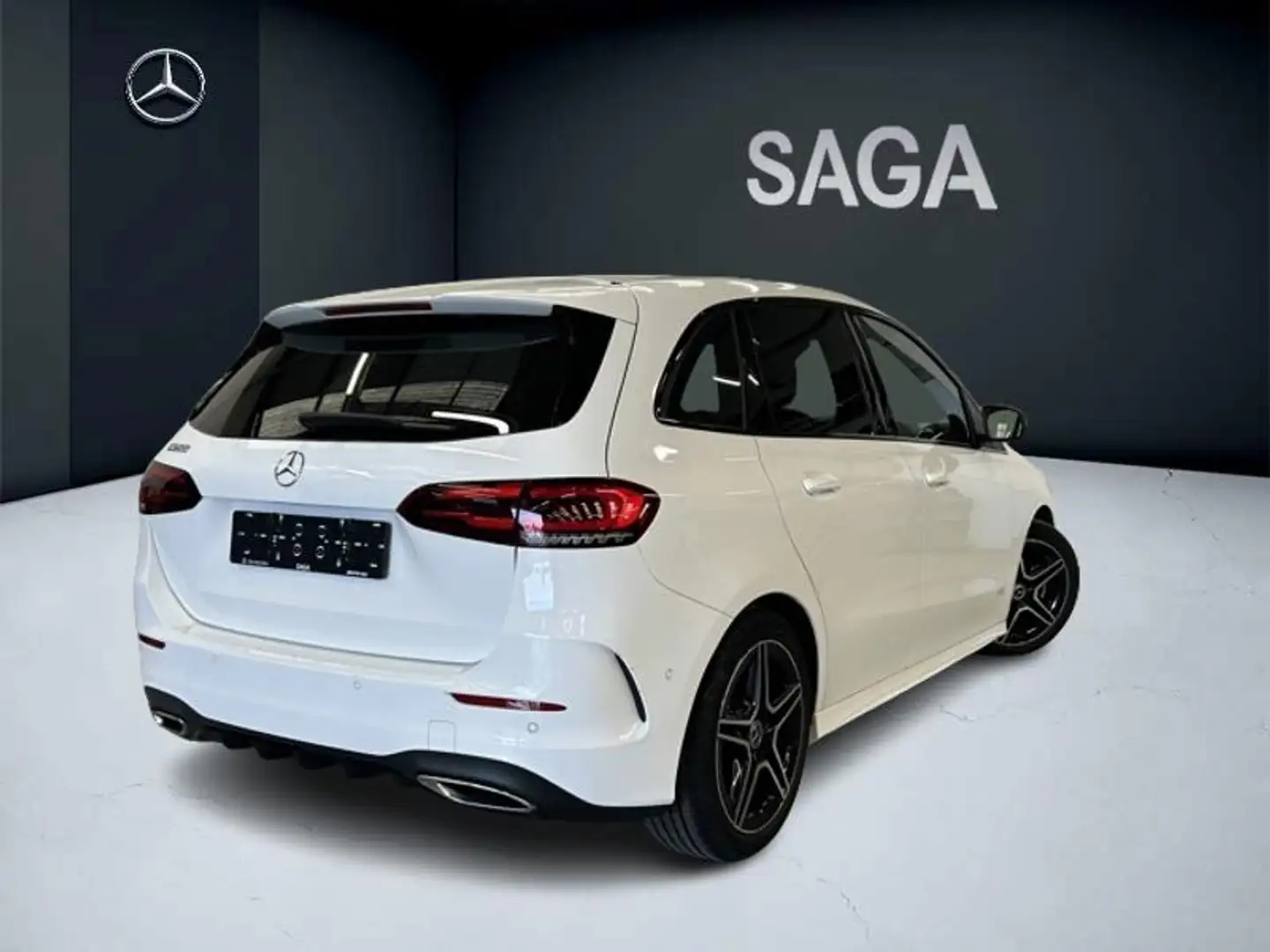 Mercedes-Benz B 200 AMG Pack Night Toit Pano Blanc - 2