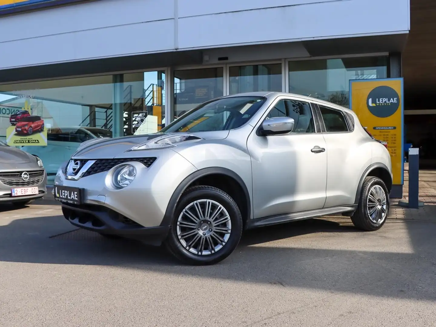 Nissan Juke 1.6 BENZINE MT5|GARANTIE| Grijs - 2