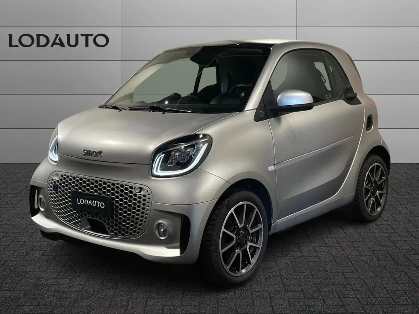 smart forTwo EQ Mattrunner (22kW) Argento - 1