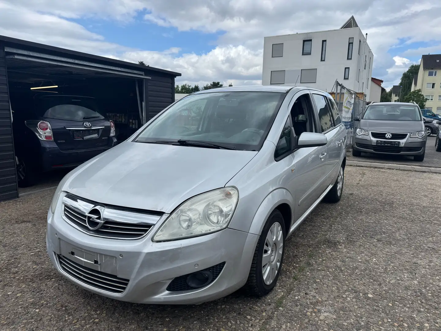 Opel Zafira Edition Grijs - 1