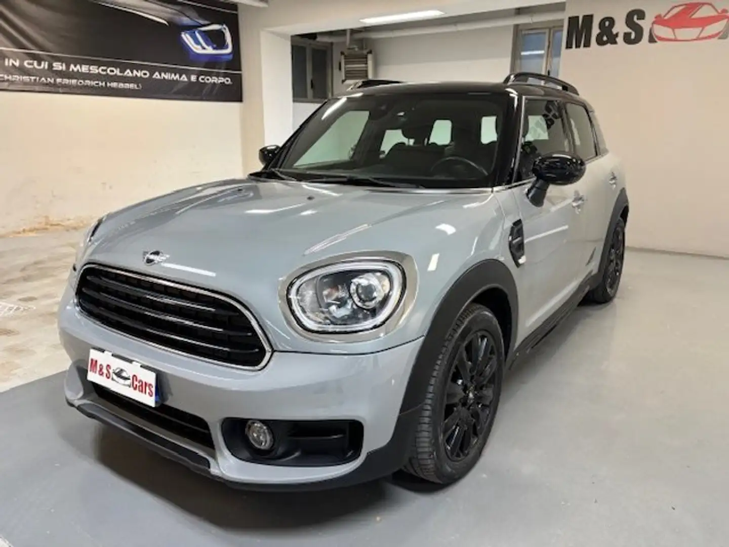MINI Cooper D Countryman 2.0 Cooper Hype all4 auto Grijs - 1