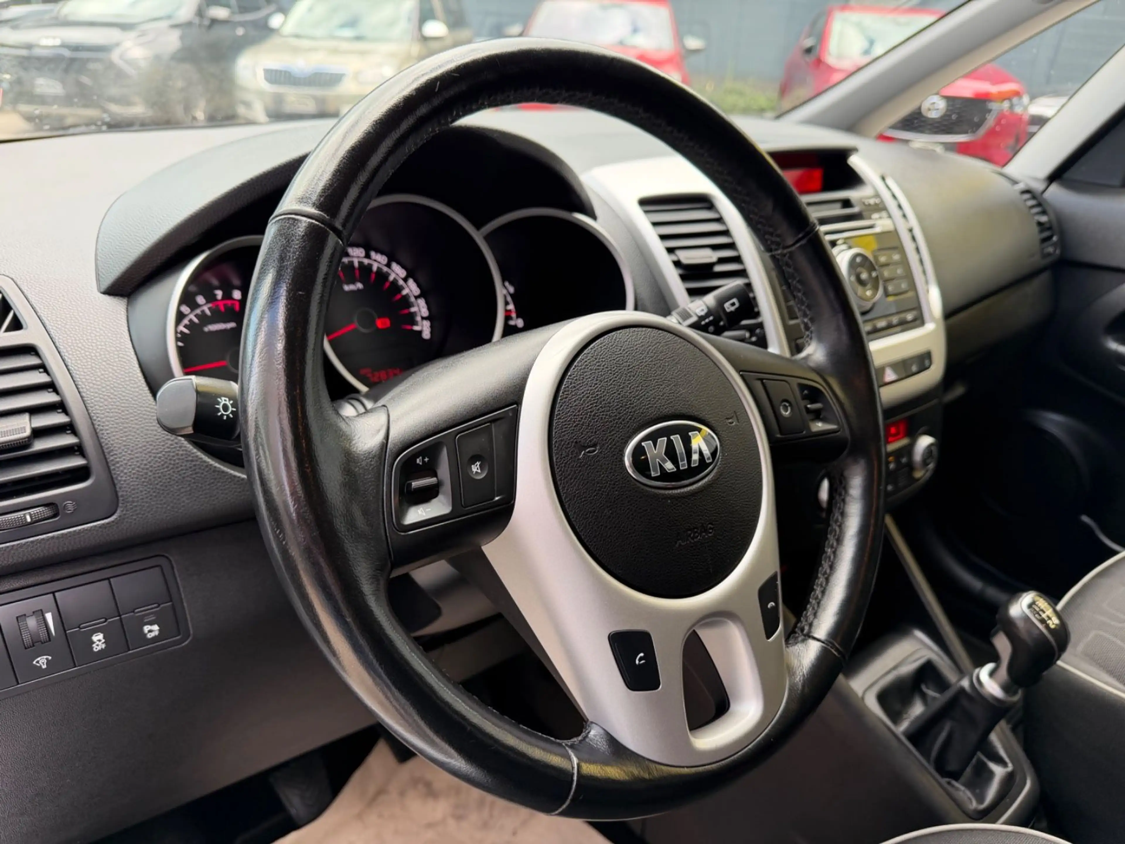 Kia Venga Dream Team KLIMA/SHZ/RADIO/CD — photo 15